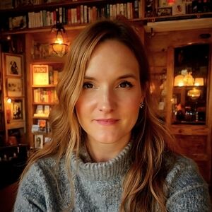 Meet your Posher, Aly